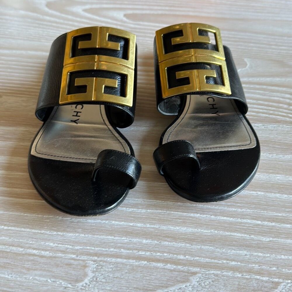 Givenchy Goatskin 4G Flat Toe Ring size 37 - Picture 6 of 11